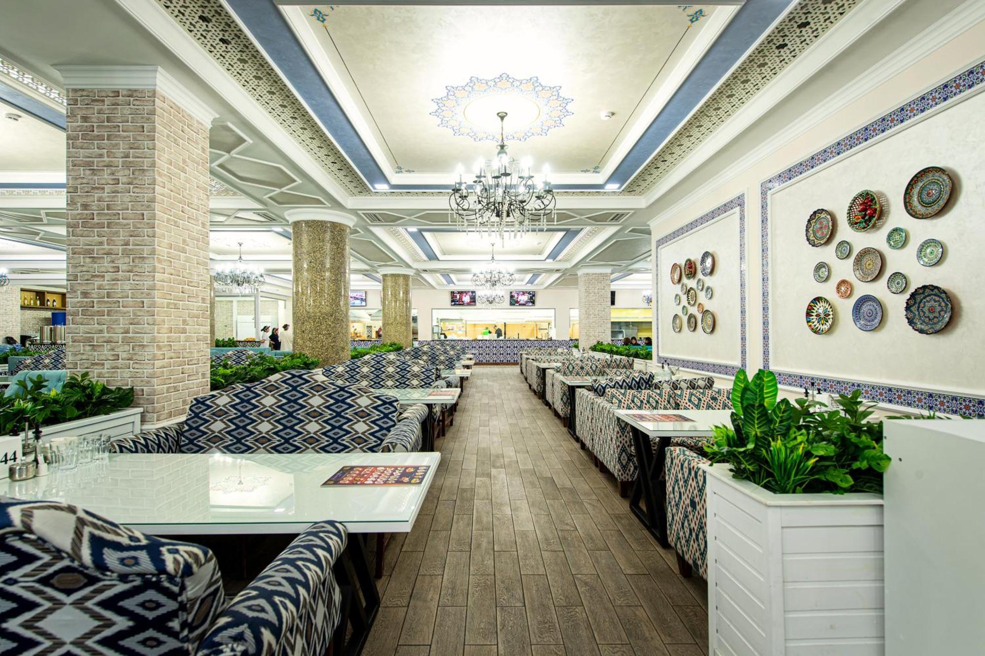 Shymkent Grand Hotel ภายนอก รูปภาพ