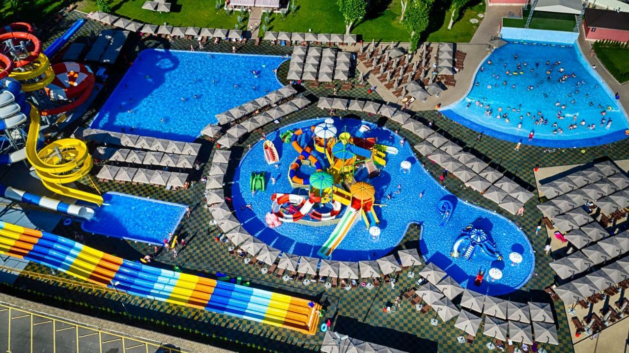 Shymkent Grand Hotel ภายนอก รูปภาพ